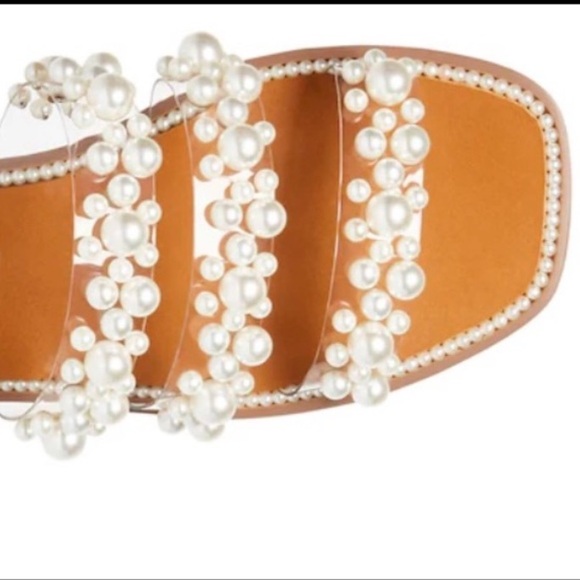 Taye Pearl Embellished sandals- Steve Madden - Picture 3 of 6
